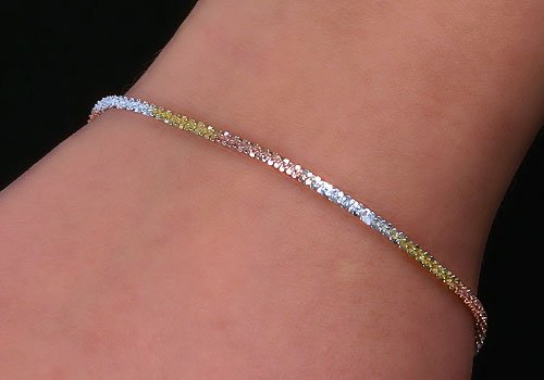 Náramek stříbrný, 3 color daisy chain
