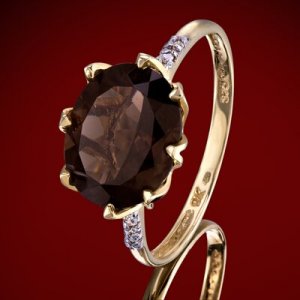 Prsten zlatý, kouřový topas, diamanty Velikost: 56 Barva kamene: hnedá+bílá